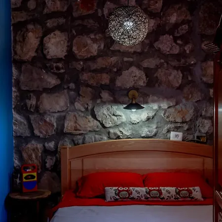 Stara Kruska Tatil Evi Podgoriçe