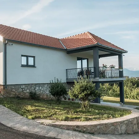 Holiday home Stara Kruska *