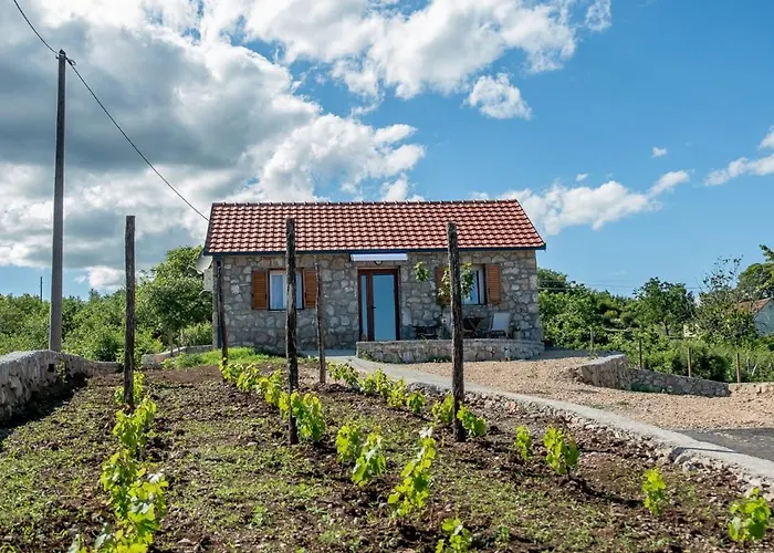 Holiday home Stara Kruska *